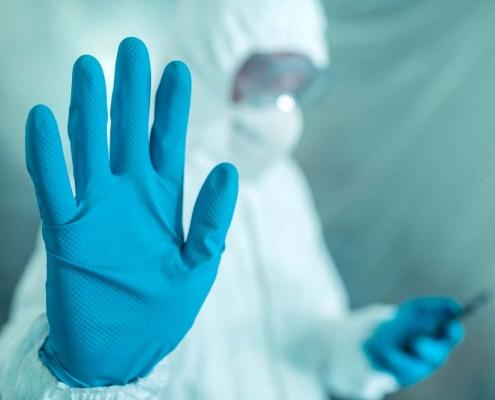 Badanti quarantena anziani famiglie Como