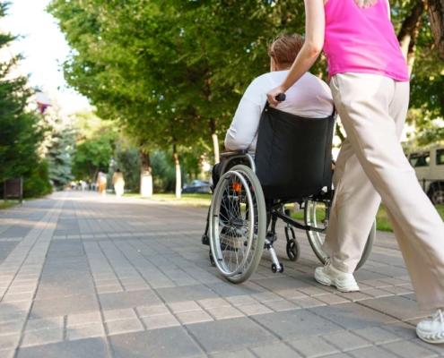 arrivano nuove badanti como aes domicilio
