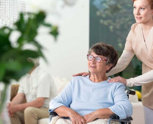 relazione badante e famiglia como